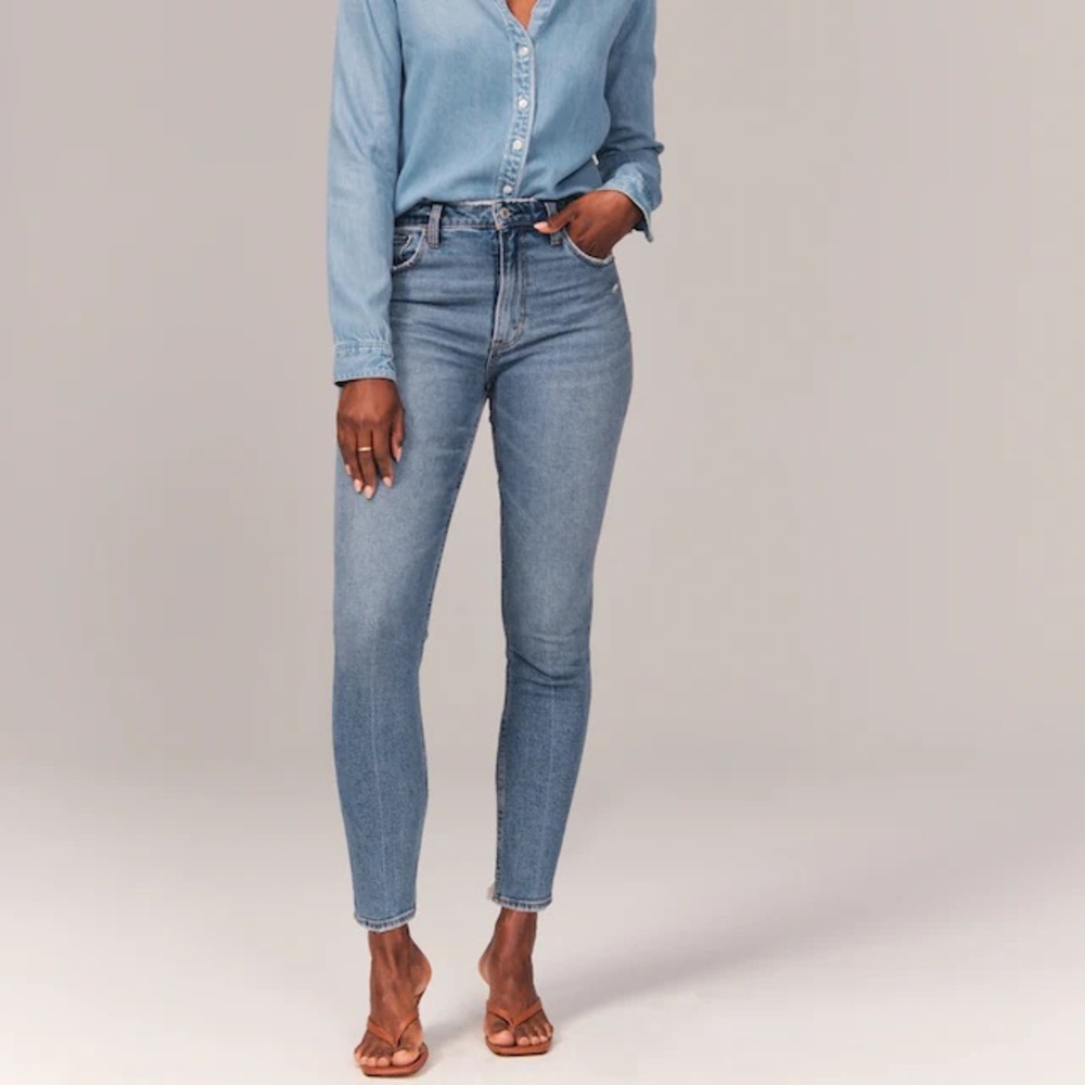 NEW Abercrombie & Fitch The Skinny High Rise - 26/2 Regular - Picture 5 of 12